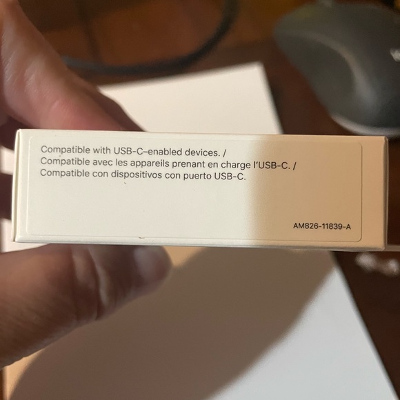 Apple EarPods USB-C - Picture 3 of 4